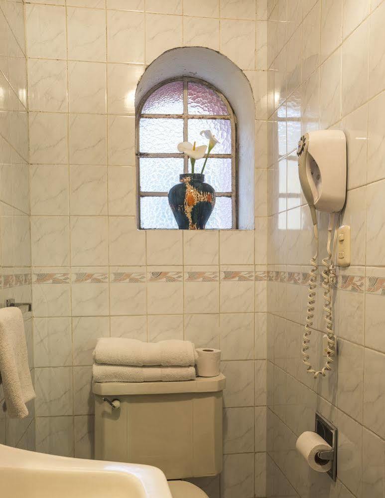 Hotel Modelo Кетцалтенанго Екстериор снимка